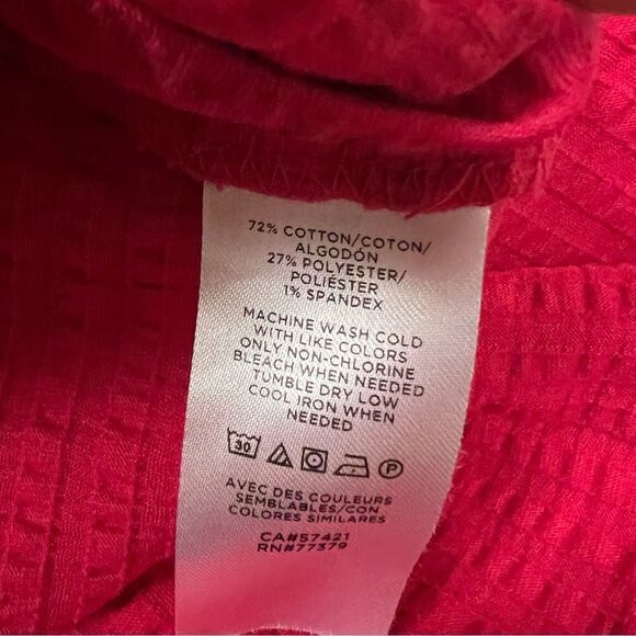 Ann Taylor pink flutter sleeve top.  Size M - Picture 6 of 6